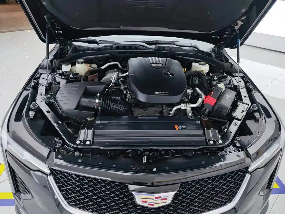 Cadillac CT4 2024 — фото 10