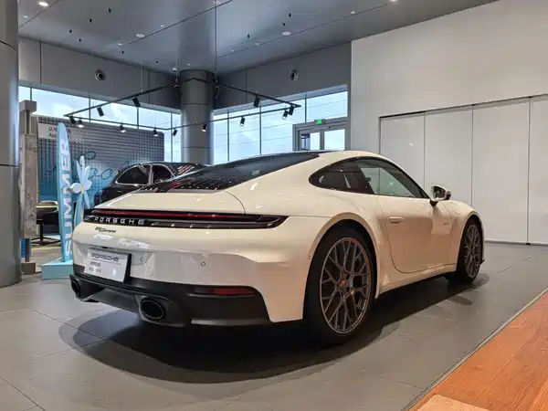 Porsche 911 2026