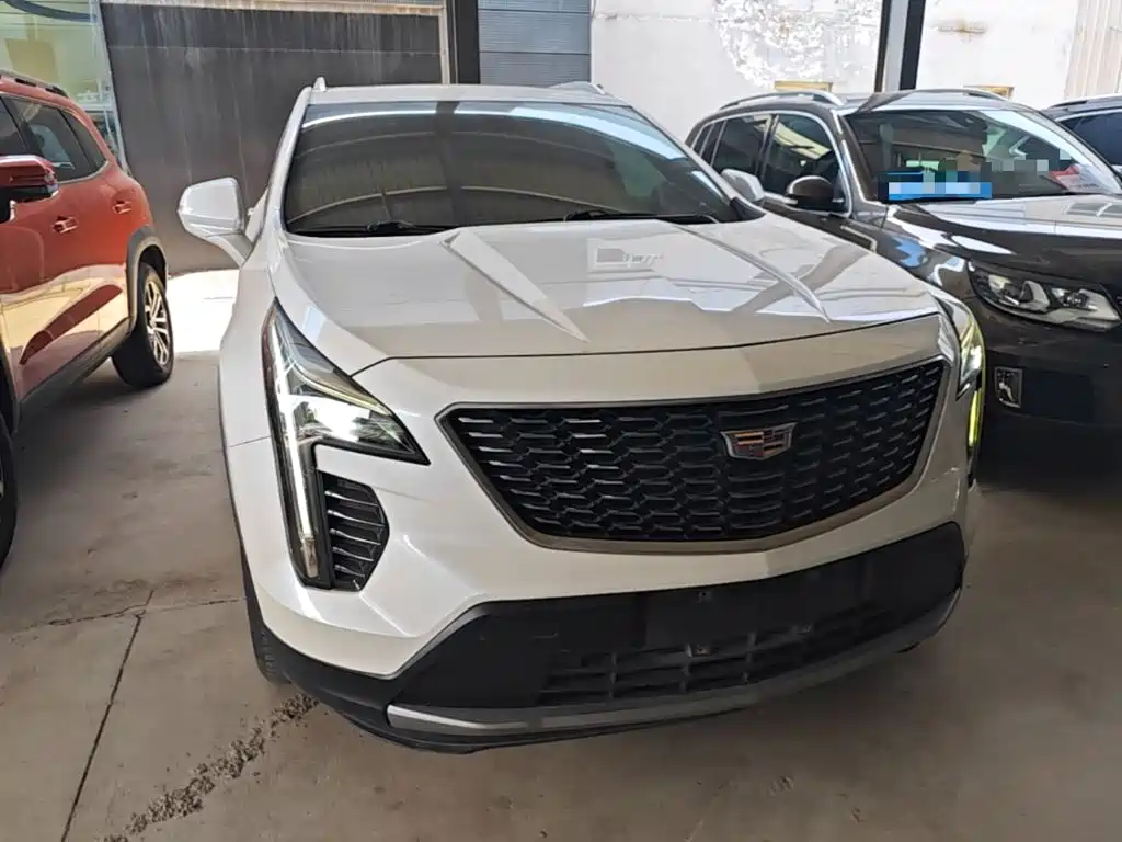 Cadillac XT4 2019 — фото 3
