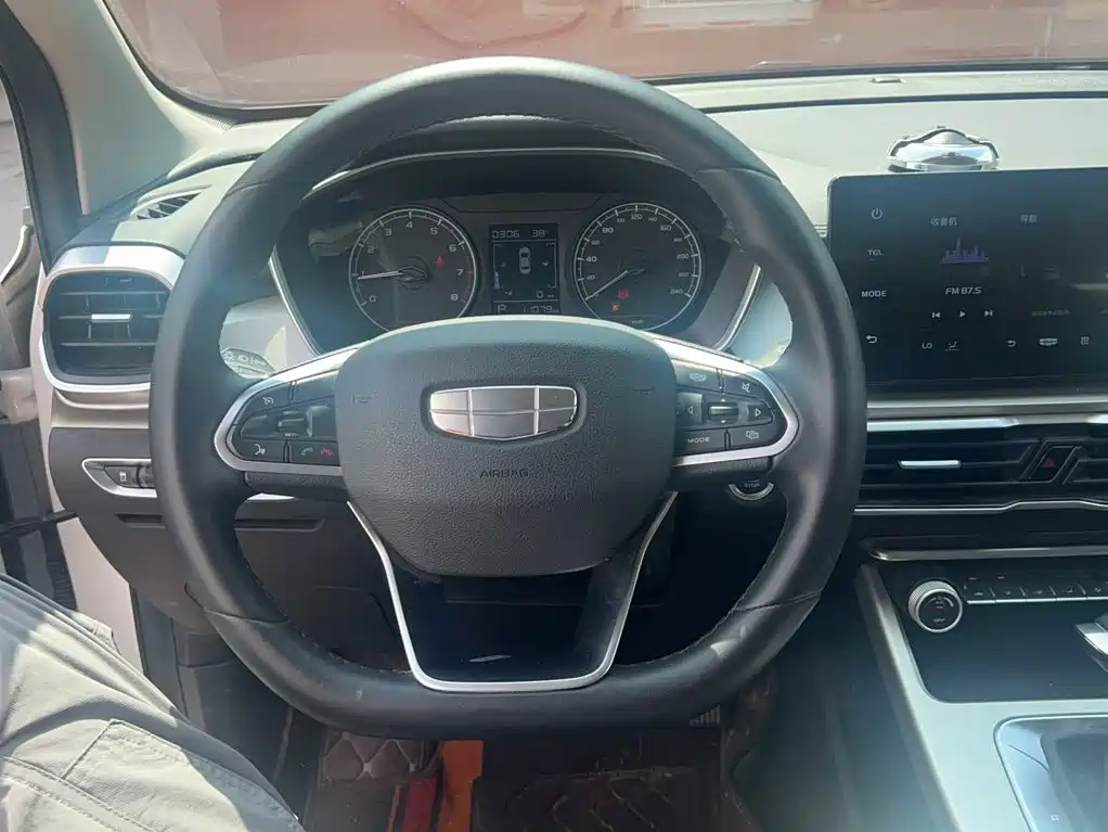 Geely Binyue 2025