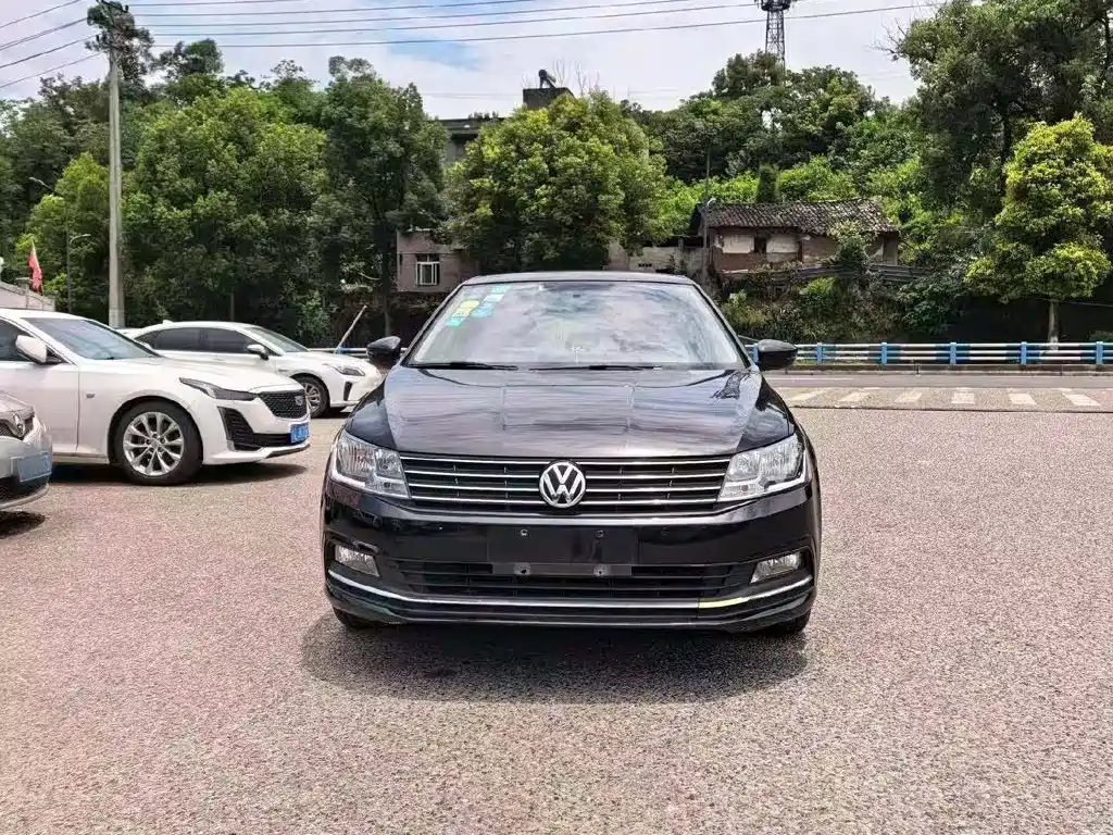 Volkswagen Lavida 2016