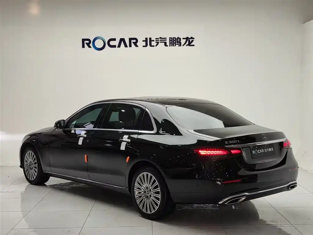 Mercedes-Benz E-Class 2023