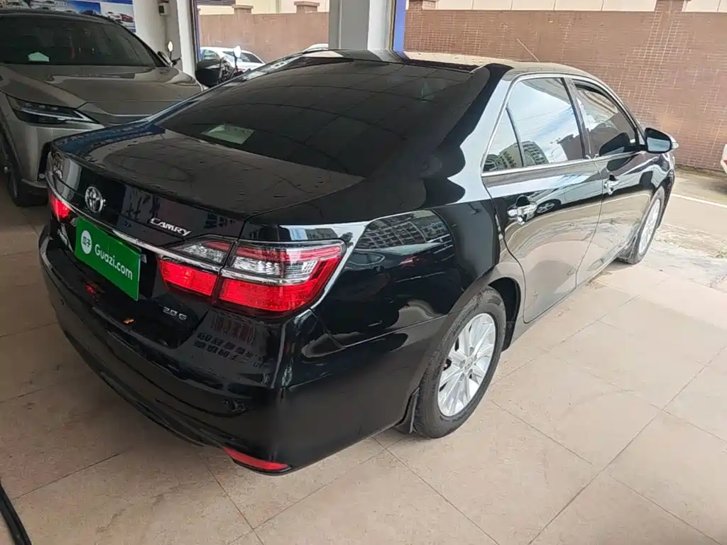 Toyota Camry 2017