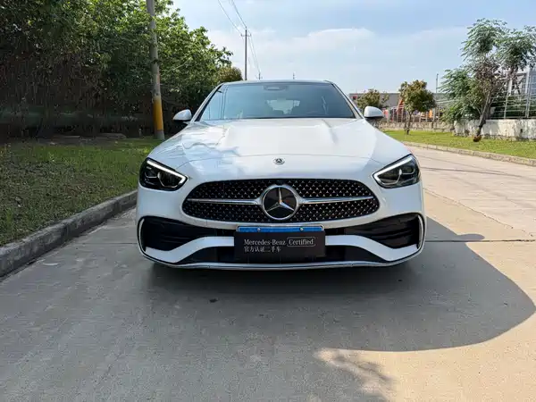 Mercedes-Benz C-Class 2023