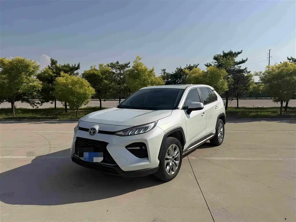 Toyota Wildlander 2023 — фото 1