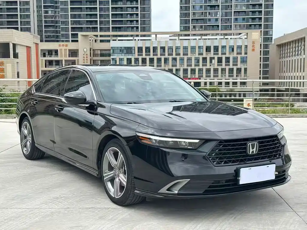 Honda Accord 2023 — фото 3
