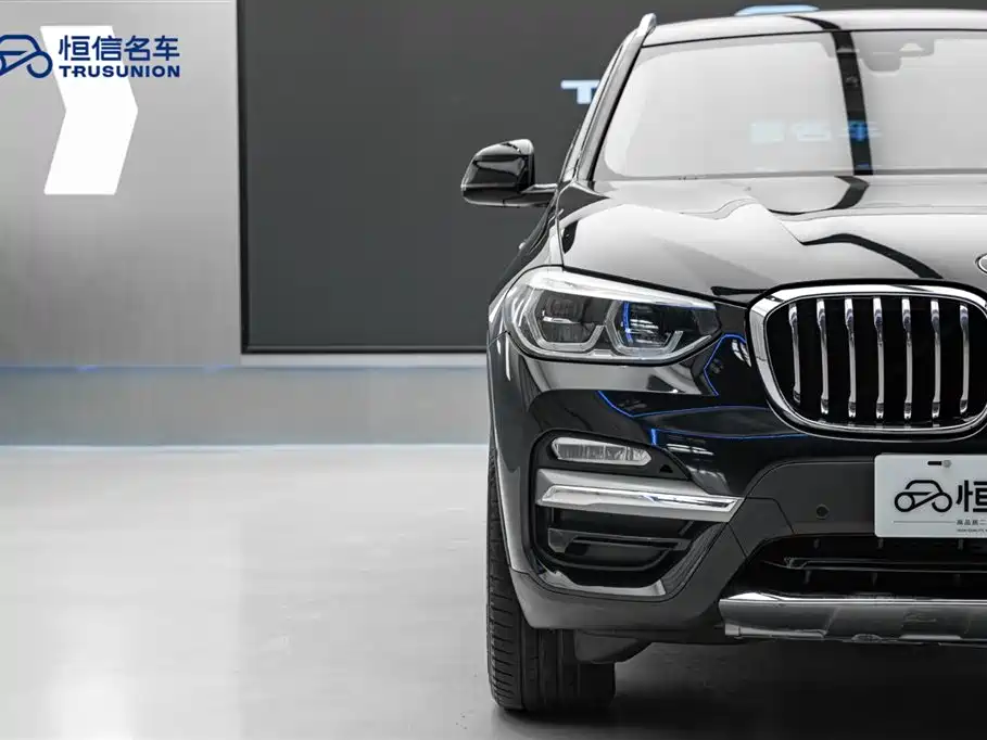 BMW X3 2019 — фото 8