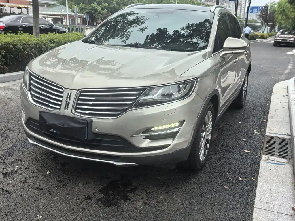 Lincoln MKC 2015 — фото 3