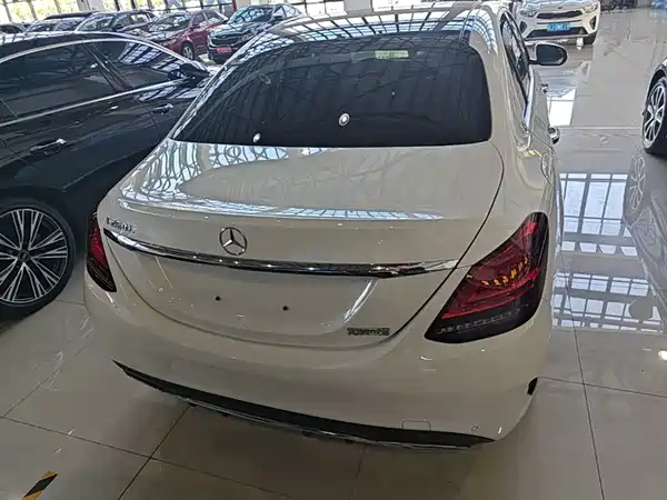 Mercedes-Benz C-Class 2020
