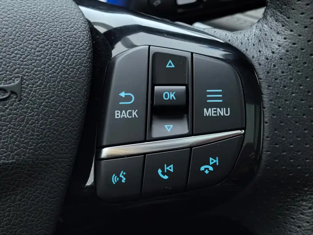 Ford Escape 2020 — фото 24