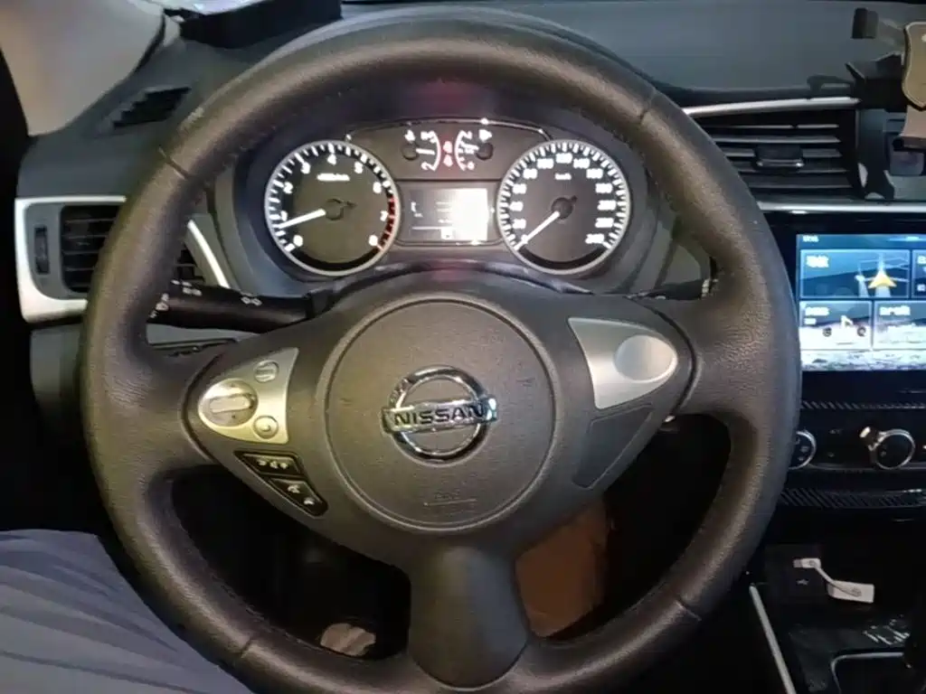 Nissan Sylphy 2018 — фото 11