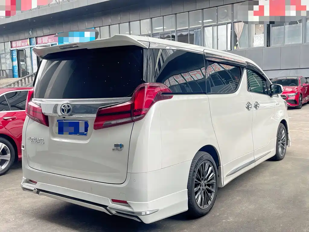 Toyota Alphard 2020 — фото 6
