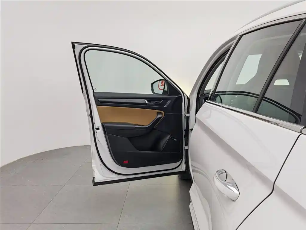 Skoda Kodiaq GT 2020 — фото 8
