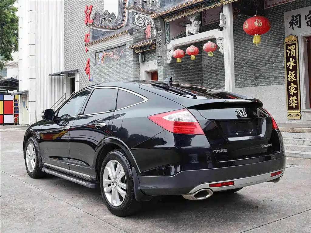 Honda Crosstour 2014 — фото 9