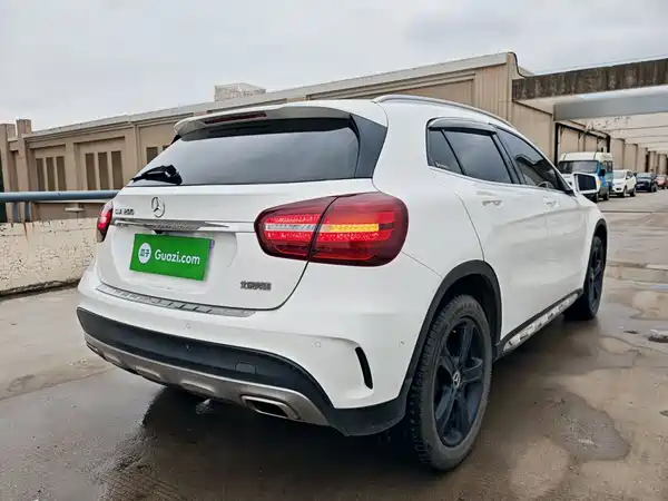 Mercedes-Benz GLA 2019