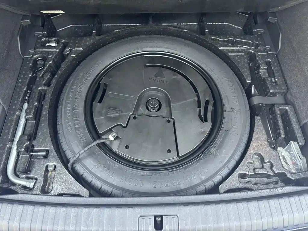 Audi Q3 2023 — фото 22
