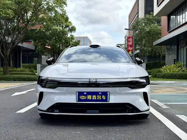 Zeekr 007GT 2025