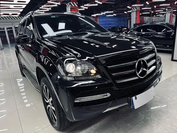 Mercedes-Benz GL-Class 2011