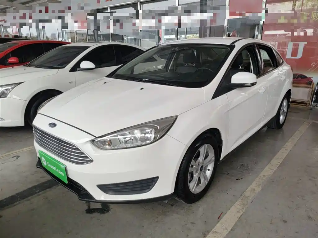 Ford Focus 2018 — фото 1