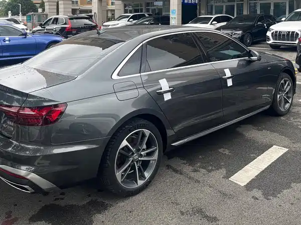 Audi A4L 2022