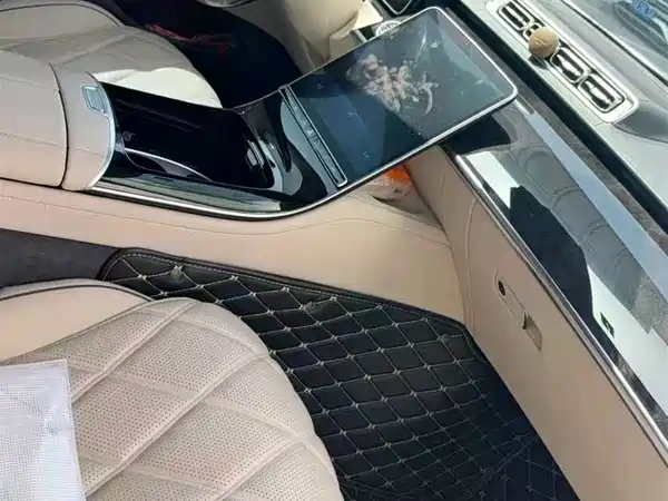 Mercedes-Benz Maybach S-Class 2023