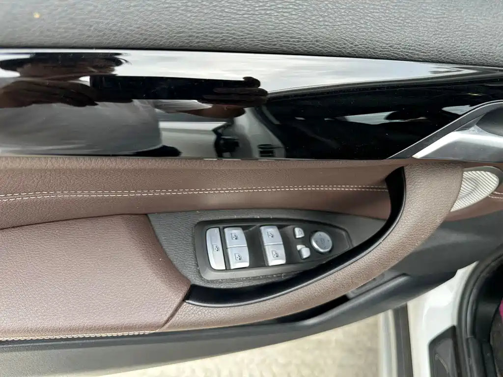 BMW X1 2023 — фото 13