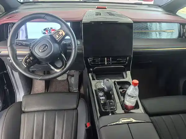 GAC Trumpchi M8 2025