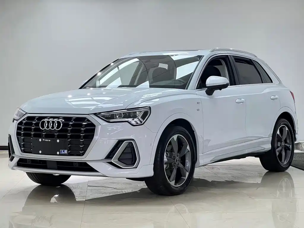 Audi Q3 2022