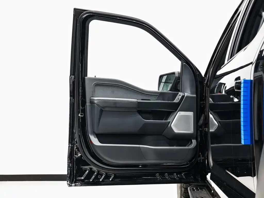 Ford F-150 Raptor — фото 12