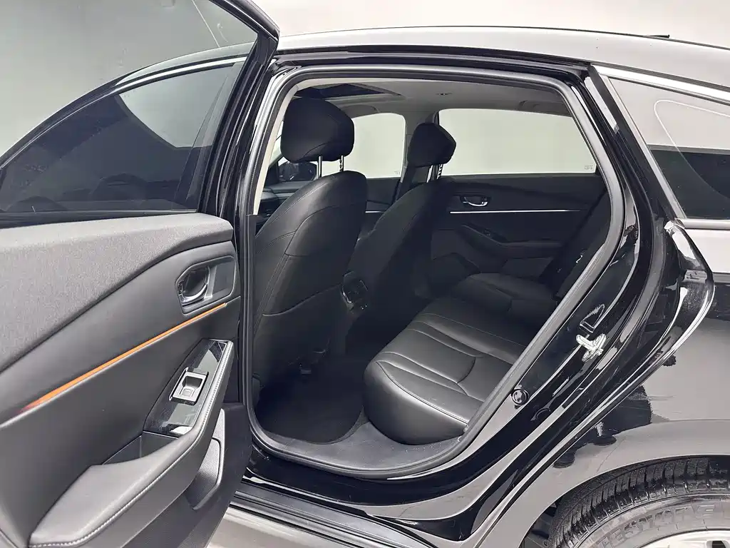 Honda Accord 2024 — фото 11