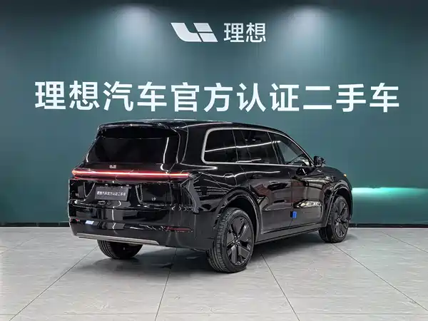 Li Auto L9 2025