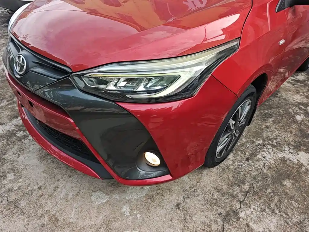 Toyota Yaris L 2020 — фото 24