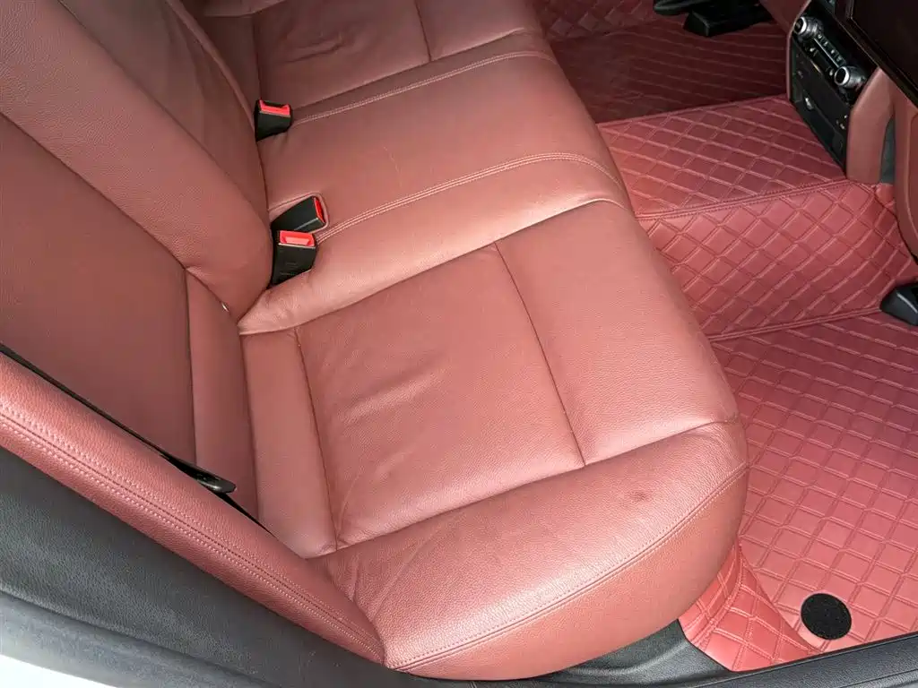 BMW 7 Series 2015 — фото 27