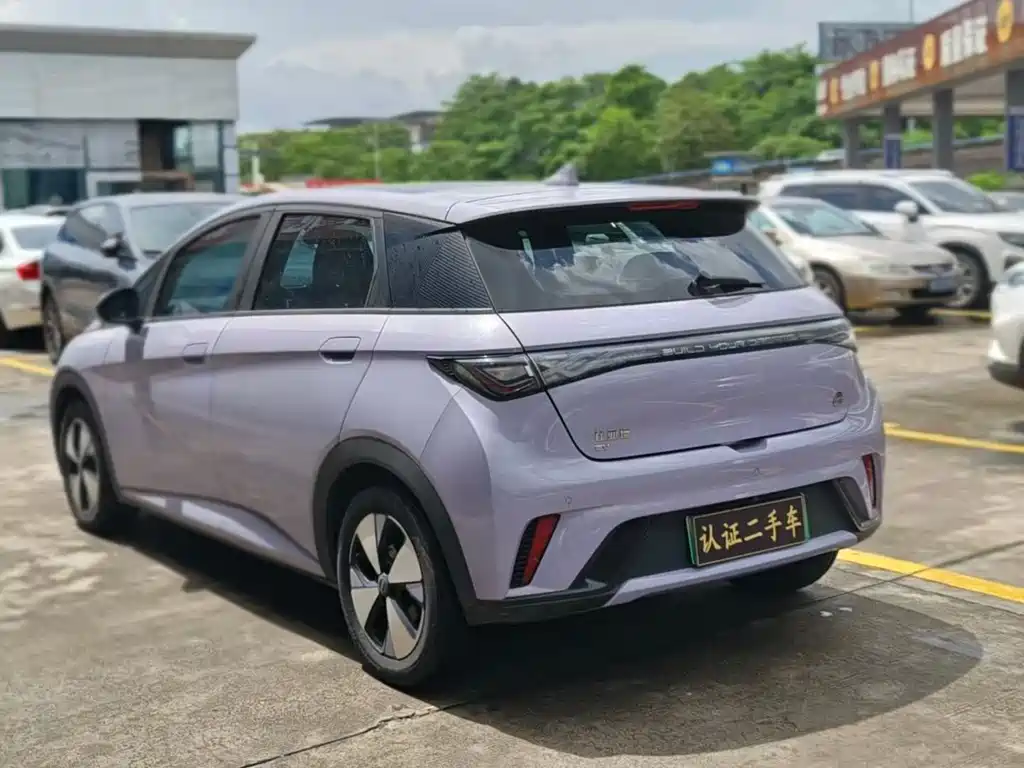 BYD Dolphin 2023