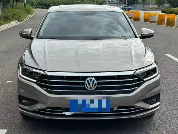 Volkswagen Sagitar 2021