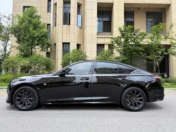 Cadillac CT5 2023