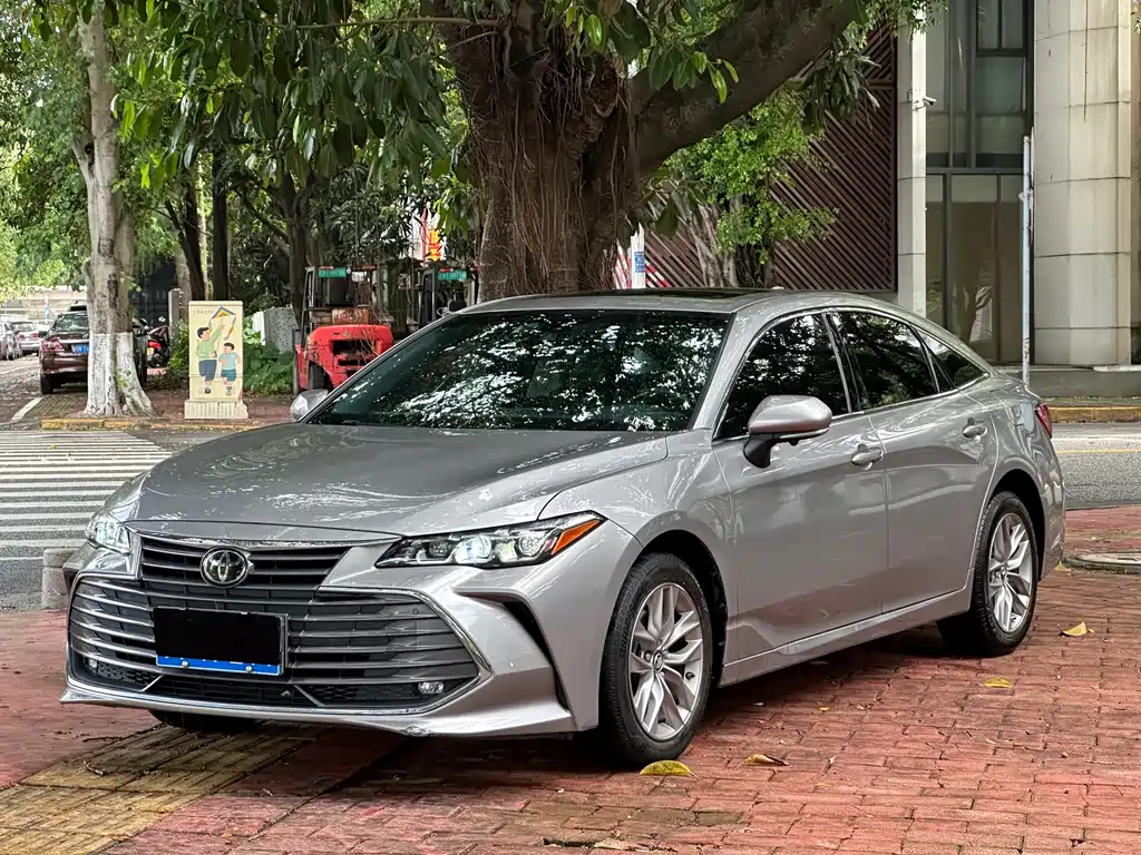 Toyota Avalon 2020