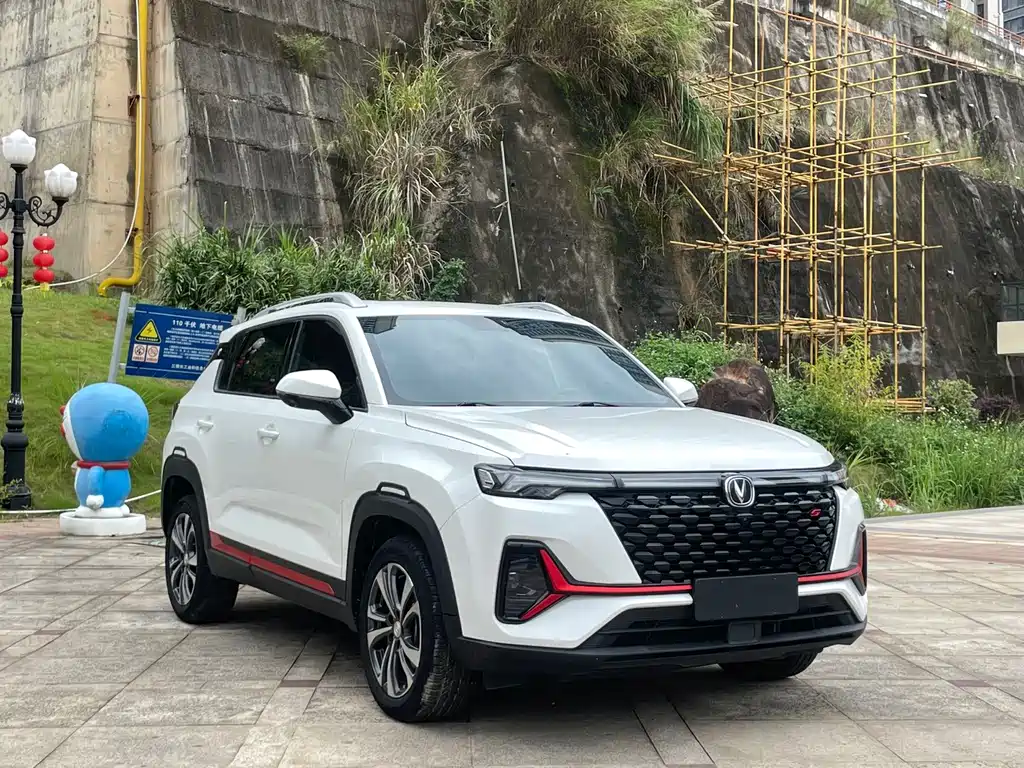 Changan CS35PLUS 2022 — фото 2