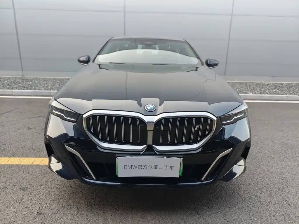 BMW i5 2025 — фото 15
