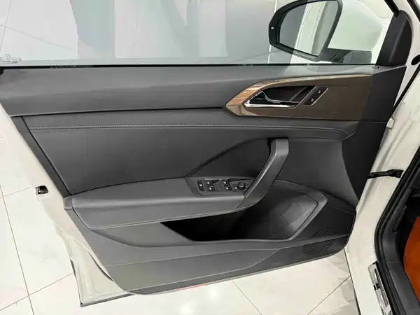 Volkswagen Tharu 2021