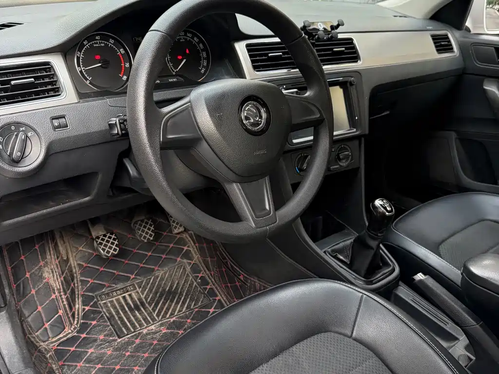 Skoda Rapid Spaceback 2017