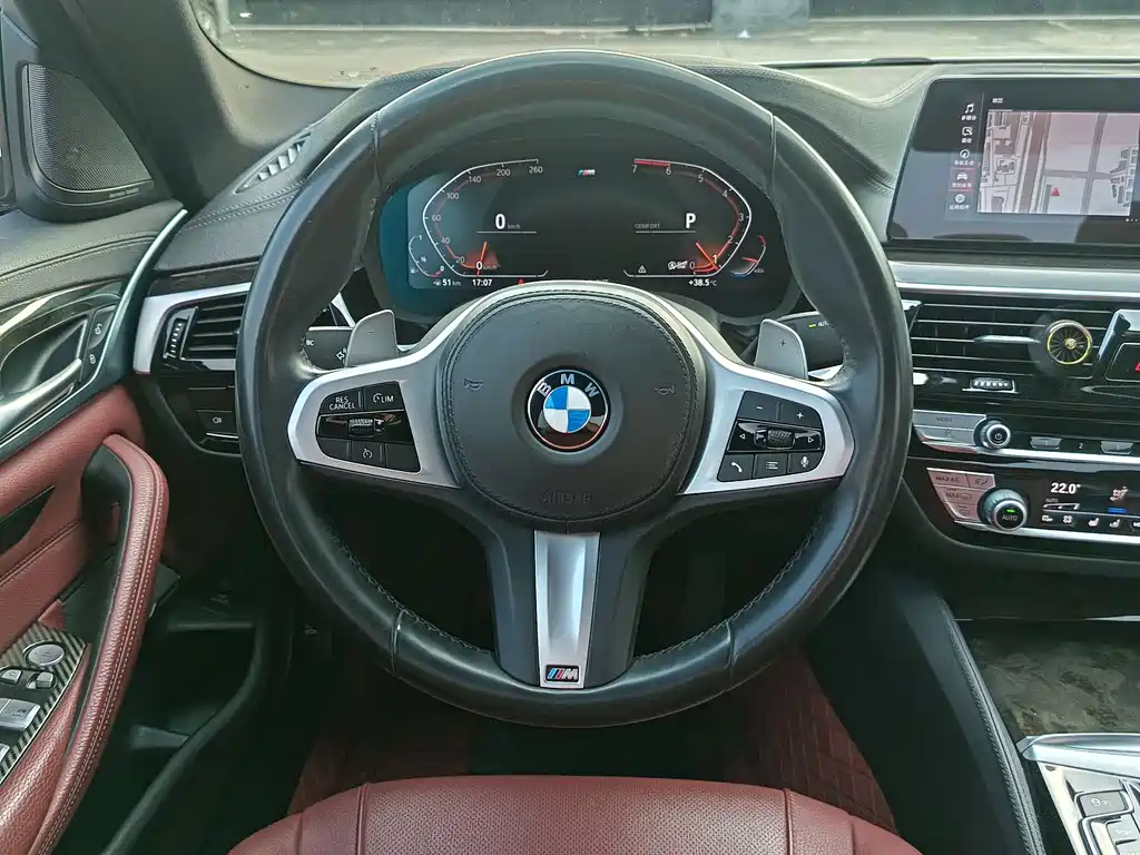 BMW 5 Series 2020 — фото 11