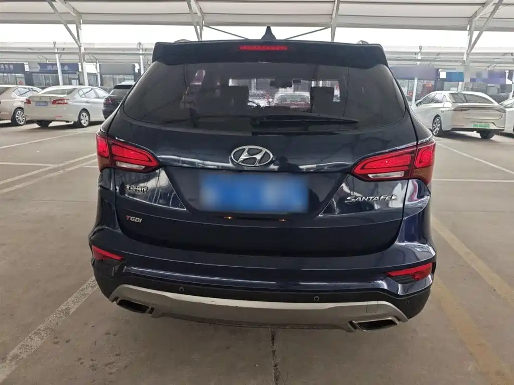 Hyundai Santa Fe 2018 — фото 4