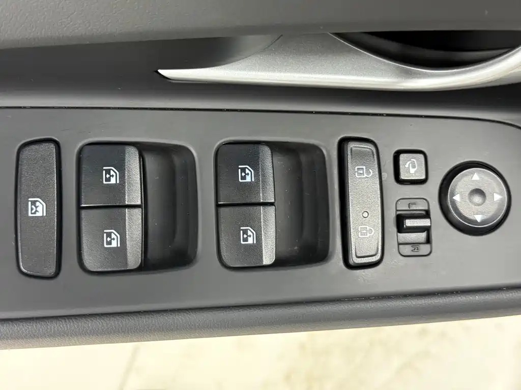 Hyundai Elantra 2022 — фото 16