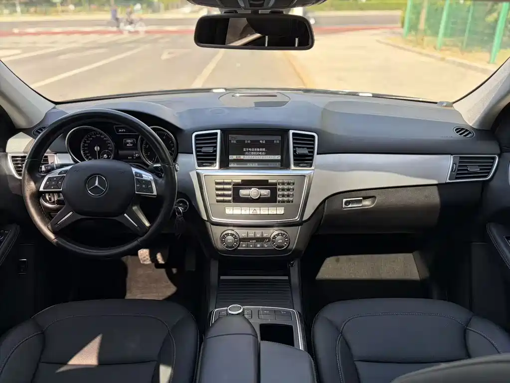 Mercedes-Benz M-Class 2015 — фото 6