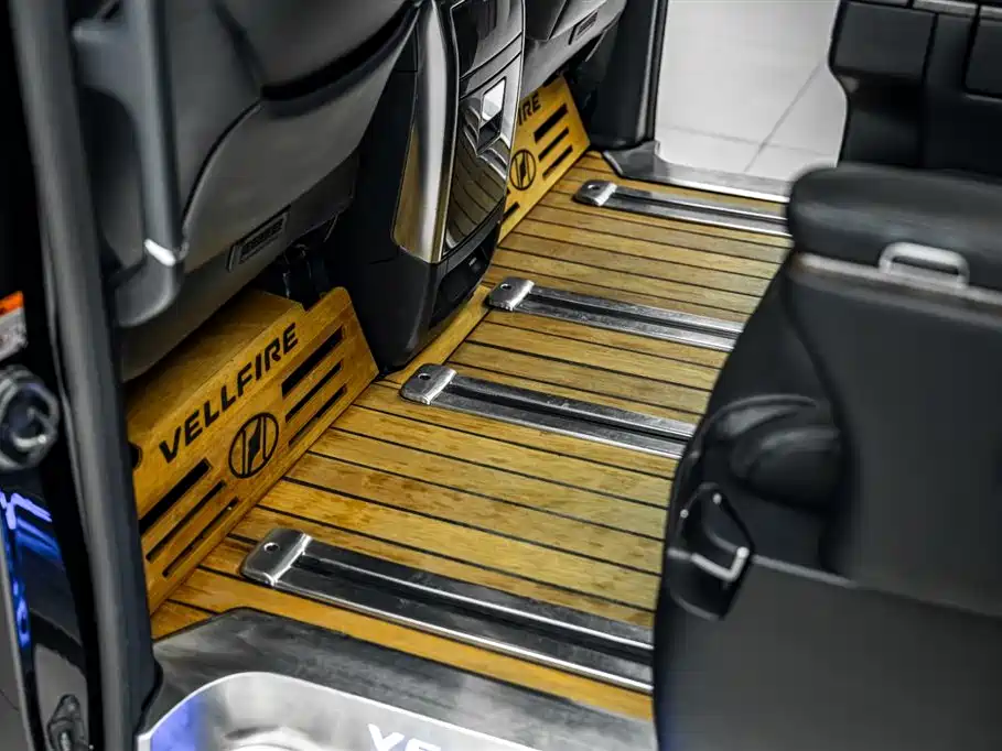 Toyota Vellfire 2022 — фото 36
