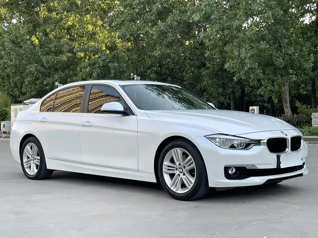 BMW 3 Series 2017 — фото 2
