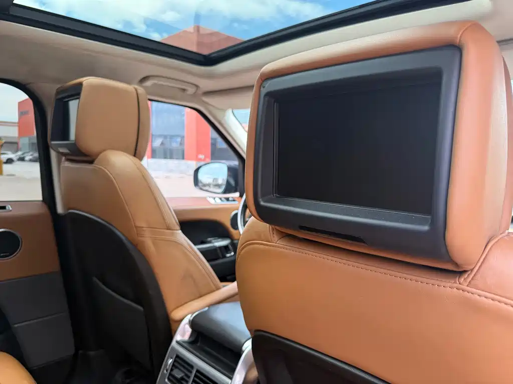 Land Rover Sport 2018 — фото 13