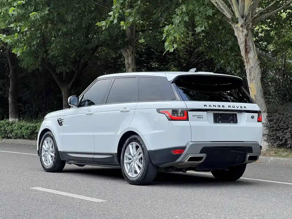 Land Rover Sport 2019 — фото 16
