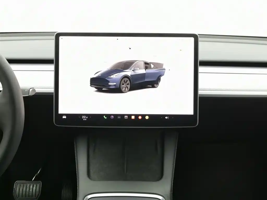 Tesla Model Y 2025 — фото 12